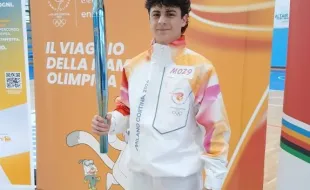 Samuele Rizzo tedoforo per le Olimpiadi Invernali Milano-Cortina 2026