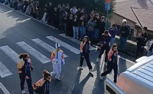 Samuele Rizzo tedoforo per le Olimpiadi Invernali Milano-Cortina 2026