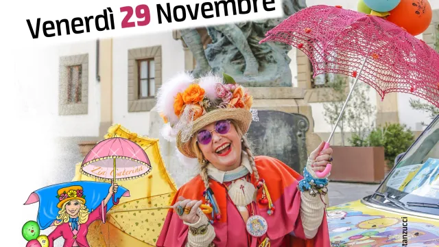 Zia Caterina a Pontassieve con il calendario del Corteo Storico Castel Sant'angelo di Pontassieve