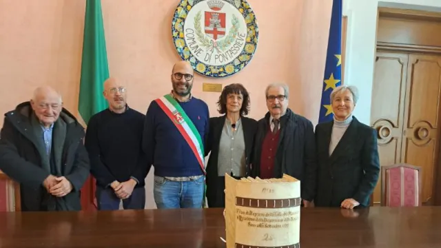 Conclusione del restauro e riconsegna di un’antica filza appartenente all’Archivio Storico Comunale, ad opera del Laboratorio di restauro delle suore del Monastero benedettino di Rosano