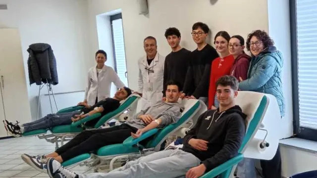 Raccolta sangue con gli studenti dell’Istituto Balducci. Pontassieve 2025