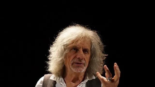 Alessandro Bergonzoni tra i protagonisti della stagione 2025/26 del Teatro Cinema Italia, dedicata al grande teatro di prosa