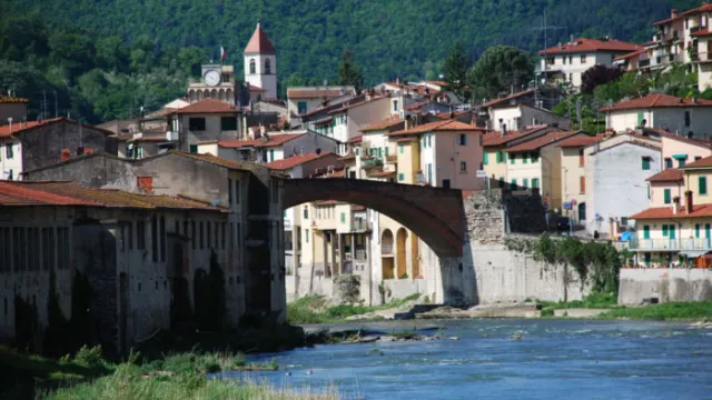 Descrizione immagine non disponibile