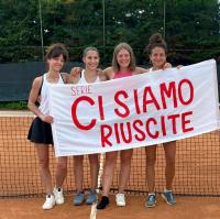Tennis: la squadra femminile del circolo Curiel di Pontassieve conquista la serie C   